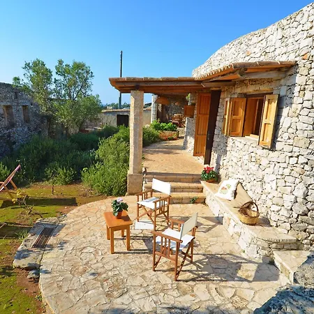 Trulli Sul Mare Villa Patù