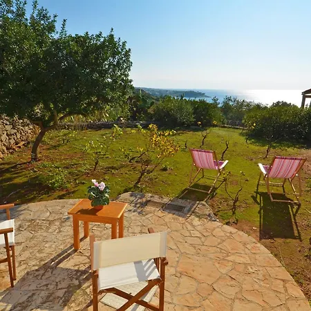 Trulli Sul Mare Patù